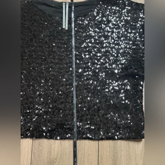 Anthropologie Black Sequin Embellished Short Sleeve Crop Top - Picture 3 of 6